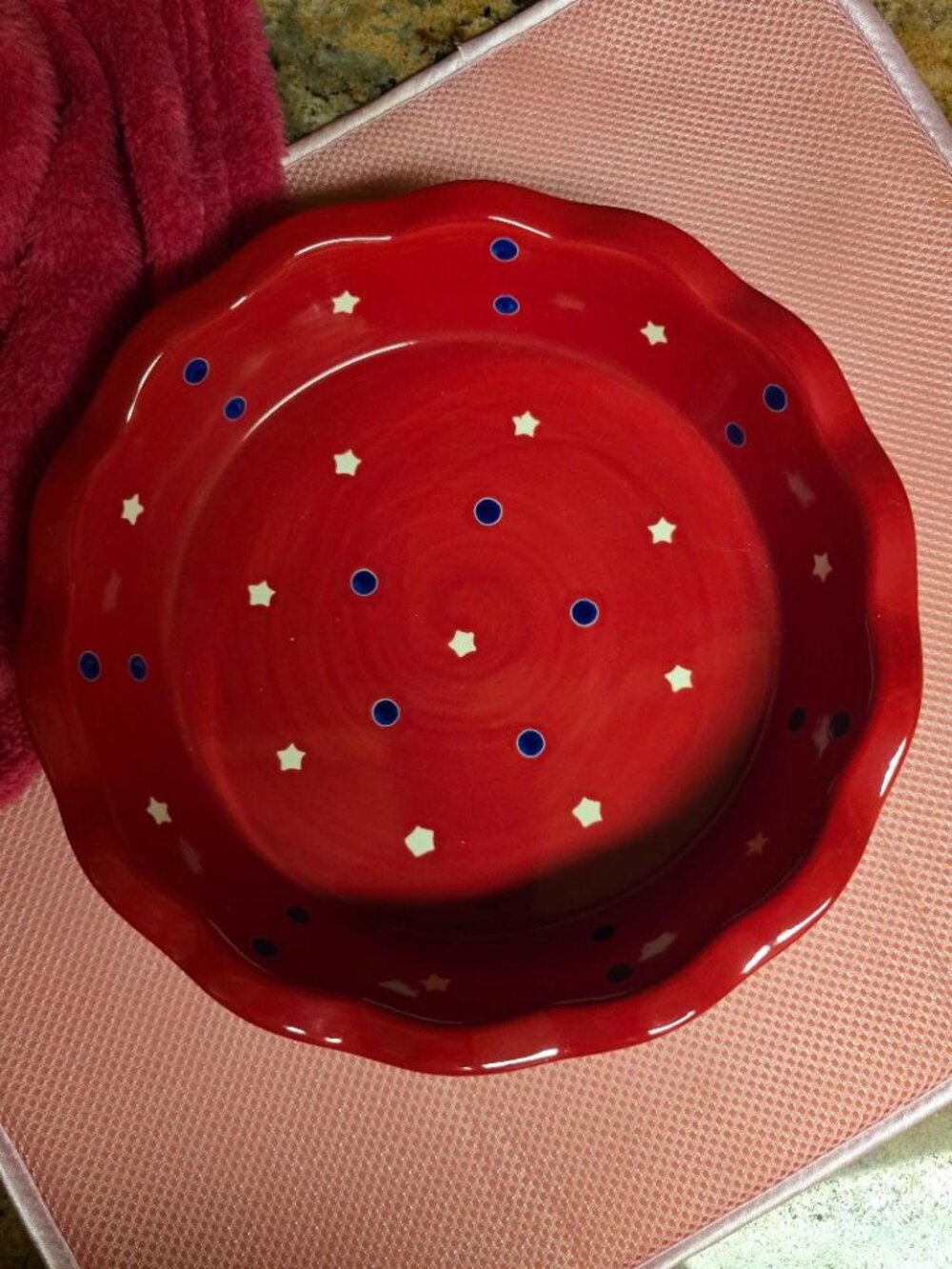 Temp-tations Red Patriotic Scalloped Edge Baking Dish Pie Plate 9" w/Plastic Lid